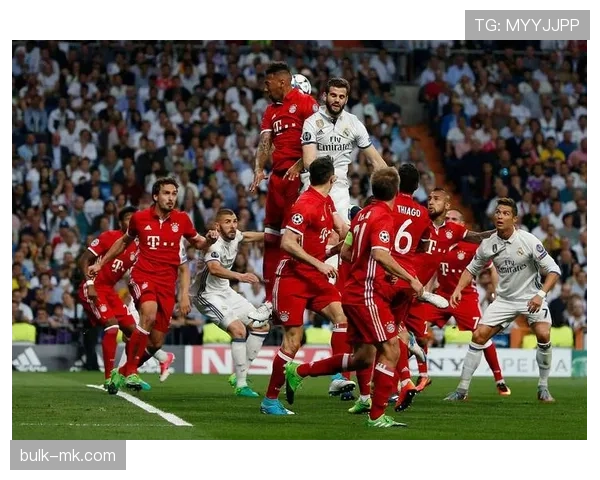 拜仁慕尼黑战术革新：在渐进调整中重燃辉煌之光